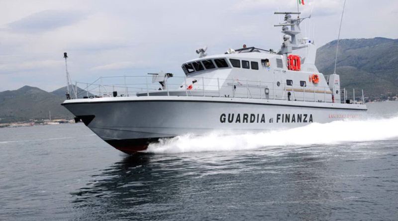 Sbarco a Lampedusa, 82 migranti salvati dalle motovedette della Finanza
