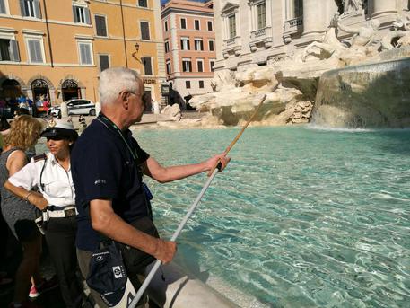 A Roma divieto di bivacchi sulle fontane storiche