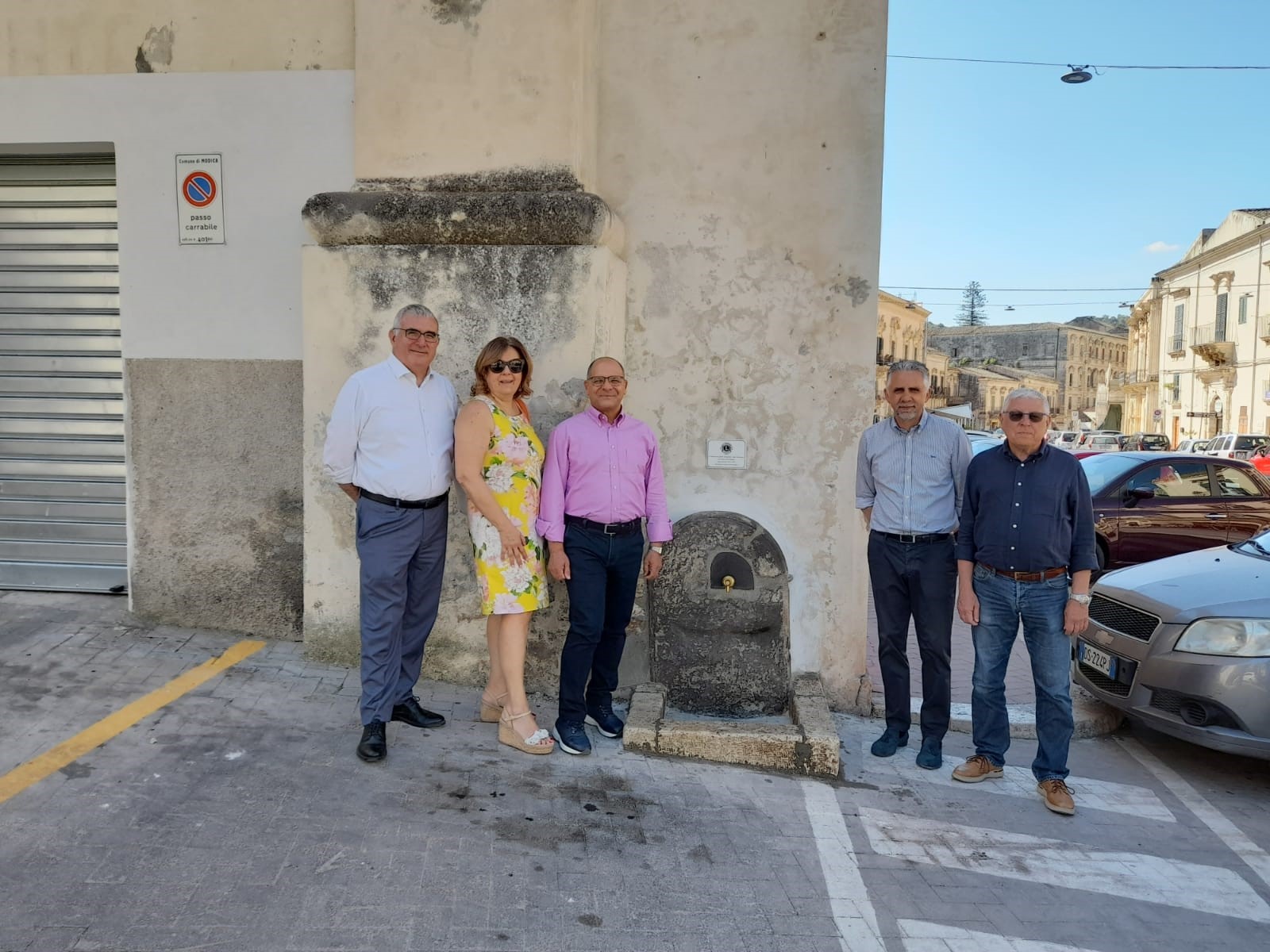 Modica, fontanella pubblica in corso Umberto restaurata dal Lions Club
