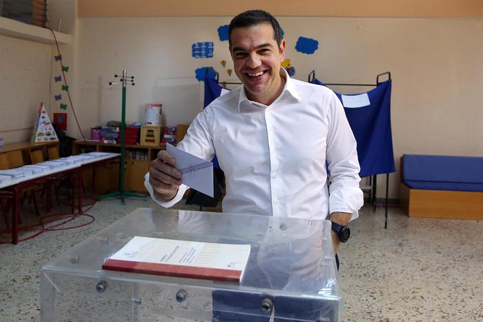 Urne aperte in Grecia, si vota per il rinnovo del Parlamento