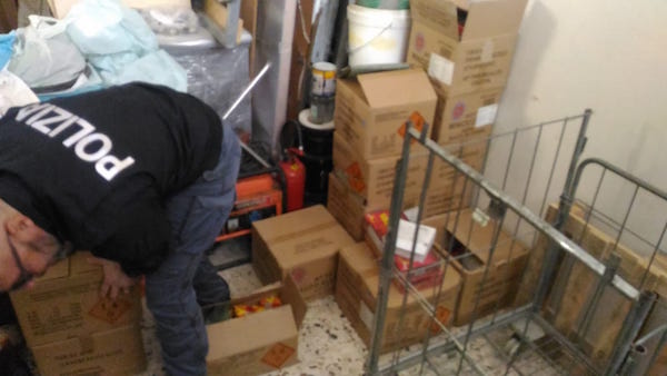 Catania, sequestrati 600 chili di "botti" di Capodanno
