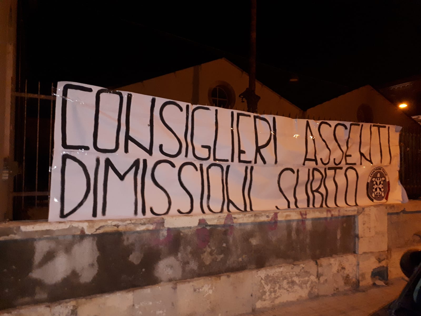Loculi, CasaPound chiede le dimissioni dei consiglieri di Siracusa assenteisti