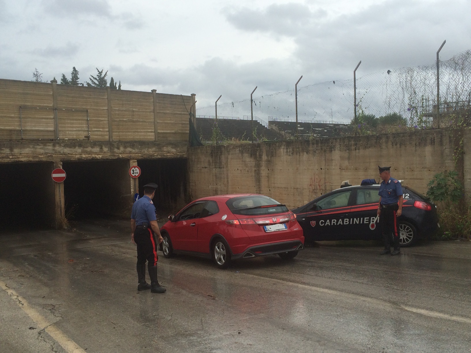 Maltempo, allagamenti e crolli a Siracusa: pure i carabinieri in soccorso dei cittadini