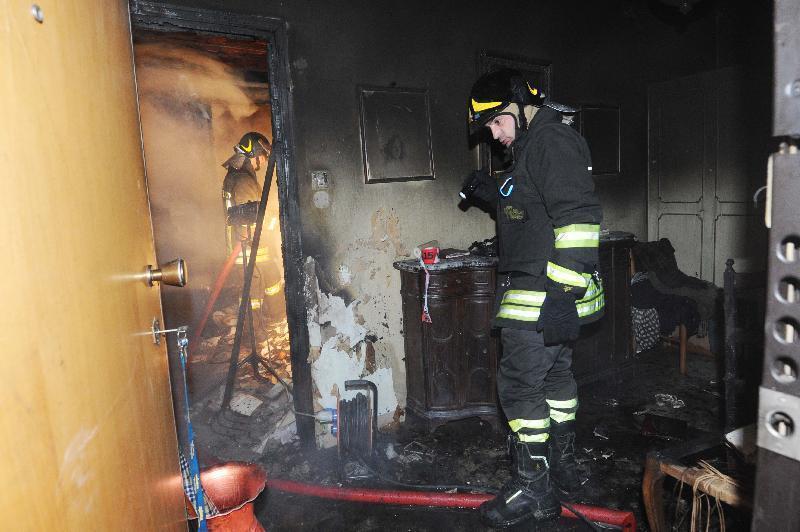 Incendio in un appartamento vicino Imperia, muoiono due donne