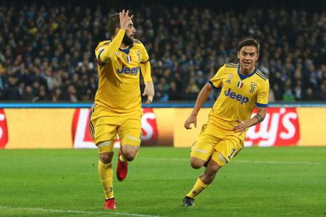 La Juve passa a Napoli, il gol partita lo realizza Higuain: bianconeri a -1