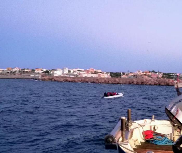 Mini sbarchi di migranti a Lampedusa: superata la soglia accoglienza