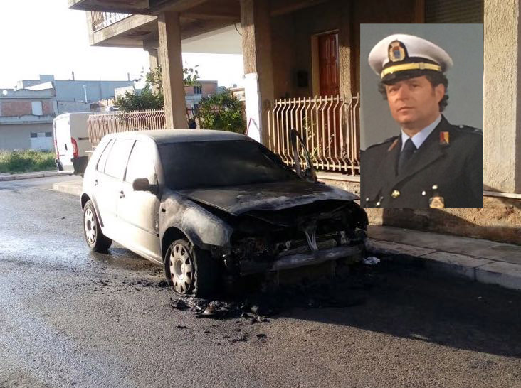 Un'altra notte di fuoco a Rosolini, bruciata l'auto del vice comandante della polizia municipale