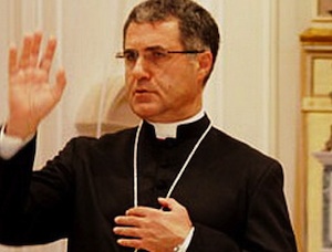 L'arcivescovo di Palermo a Radio Rai: " Sono e resto un prete di strada"