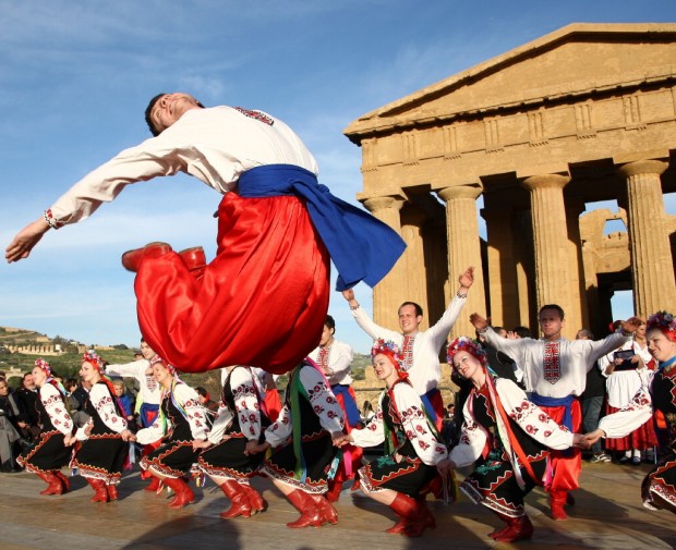 Danza, musica e spettacolo: al via ad Agrigento l'edizione 2023 del "Mandorlo in fiore"