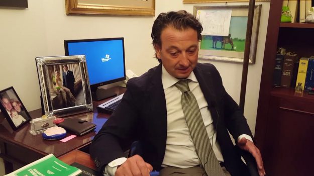 "Rizzotto era ineleggibile", nuovo deputato all'Ars: è Mario Caputo