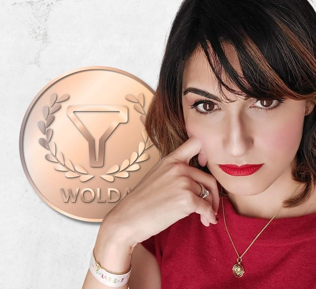 La graphic designer vittoriese Martina Ficicchia sul podio del concorso internazionale di grafica "Wolda". 