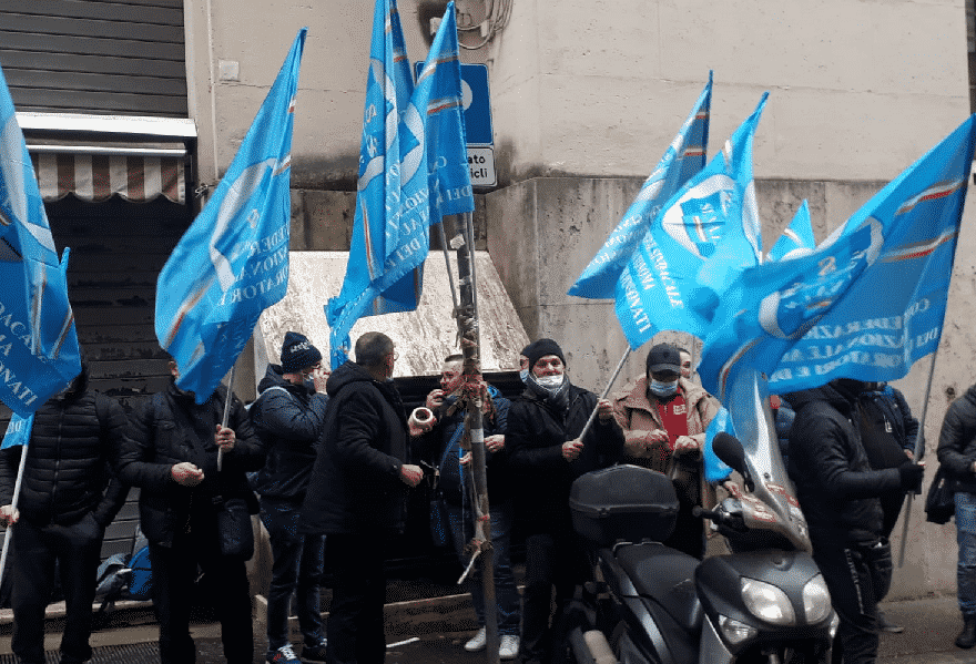 Palermo, protesta davanti alla sede Rai dei lavoratori della Meridi srl