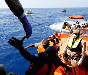 Canale di Sicilia, 300 migranti tratti in salvo a Pantelleria e Lampedusa 