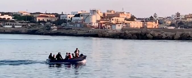 Sbarchi autonomi a Lampedusa, arrivati 52 migranti