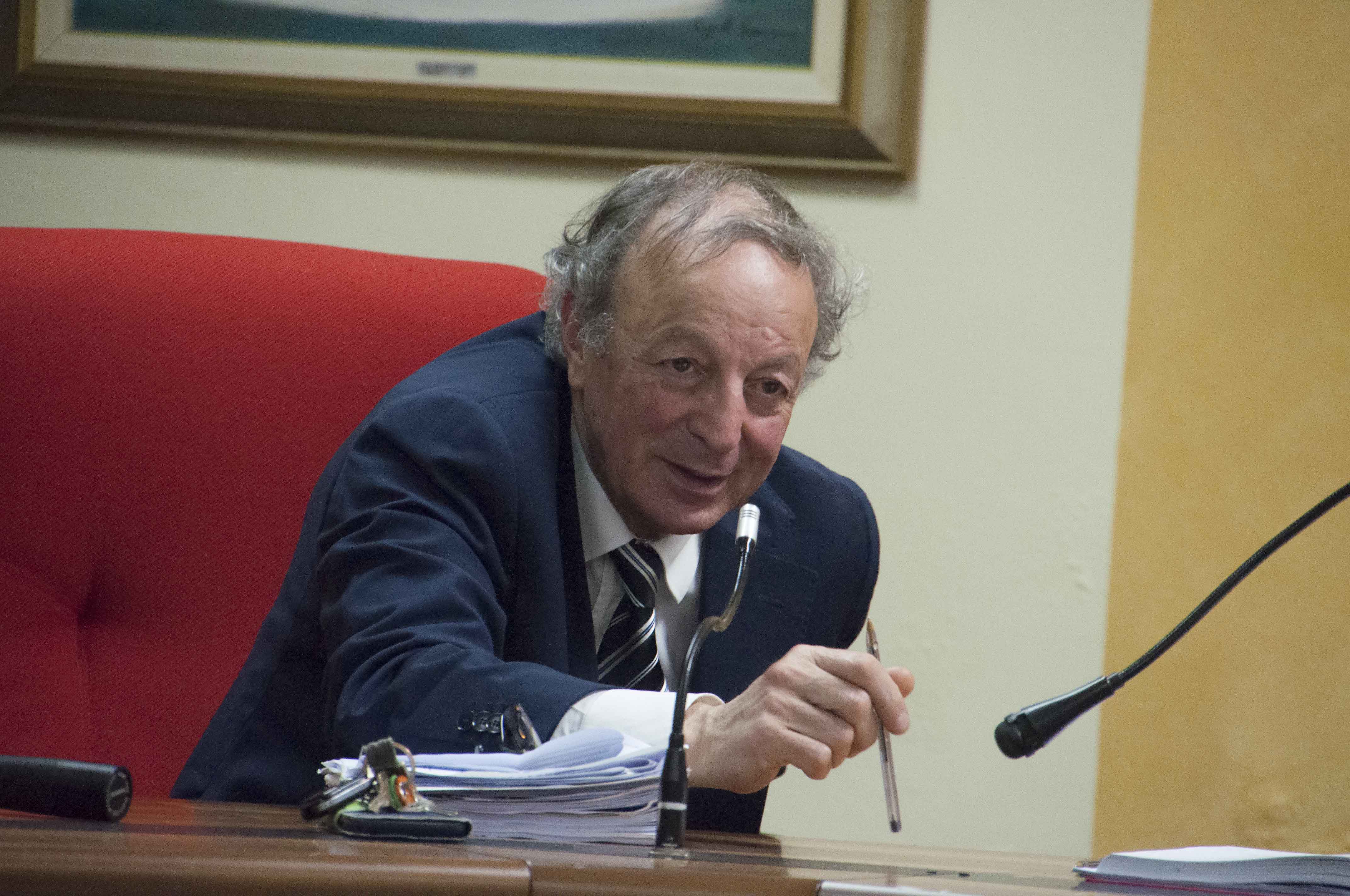 Abusivismo, chiesto il processo per l'ex sindaco di Portopalo