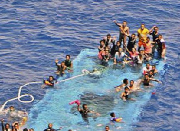 Un'altra tragedia di migranti: 45 morti nel Canale di Sicilia e 135 tratti in salvo