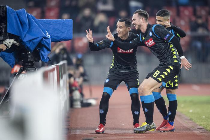 Champions, il Napoli vince e domina a Zurigo: ottavi a un passo