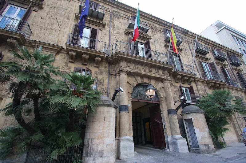 Sicilia: accordo con lo Stato, ricorso alla Consulta sulla Legge di stabilità