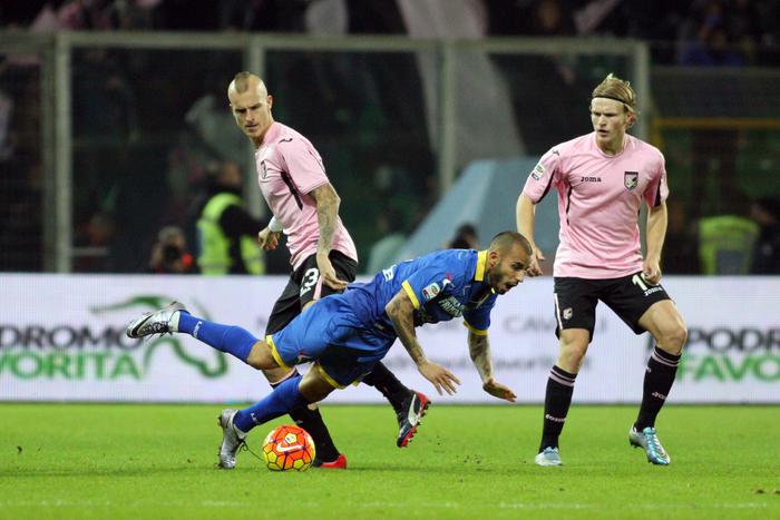 Il Palermo dilaga contro il Frosinone, è la prima partita vinta da Ballardini in panchina