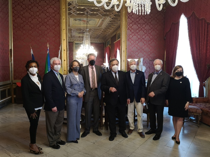 Palermo, delegazione del Congresso Usa ricevuta dal sindaco Leoluca Orlando