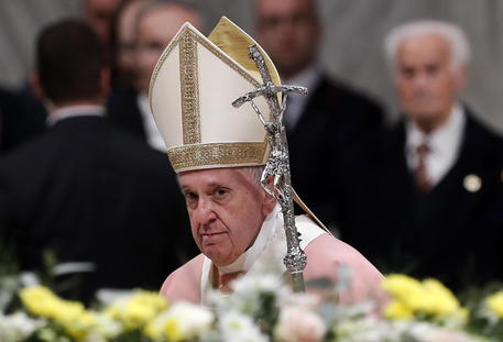 Il Papa abolisce il segreto Pontificio sui casi di abusi sessuali su minori