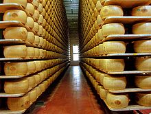 Dazi, vendetta Cina sugli Usa spinge i formaggi italiani