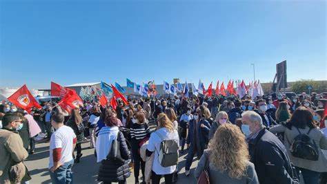 Lavoro, i sindacati: chiusa la vertenza Pfizer a Catania