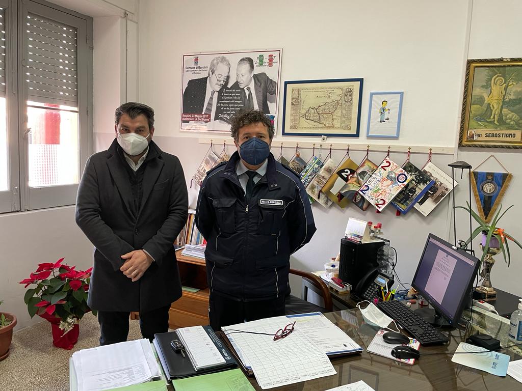 Troppi contagi covid a Rosolini, il sindaco sospende il Mercato quindicinale
