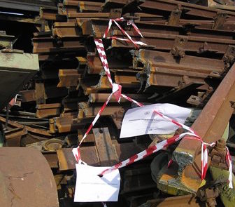 Catania, tentano di rubare 5 tonnellate di ferro: messi in fuga dalla polizia 