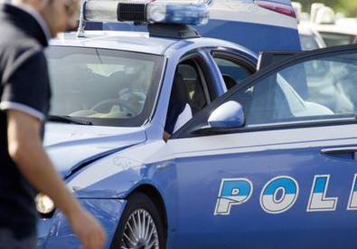 Terrorismo, un migrante arrestato a Napoli: "Progettava di attentato"