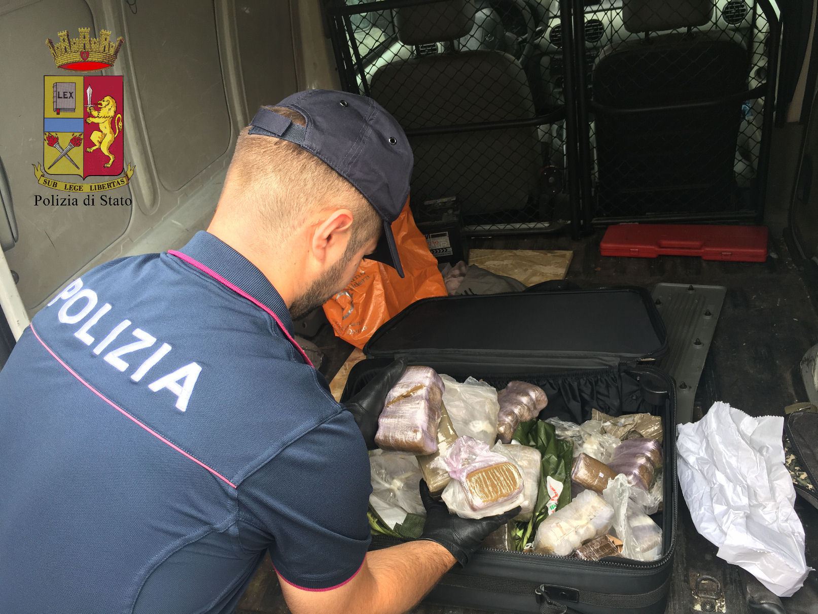 Spaccio nei vicoli di Genova, 23 arresti "ritardati"