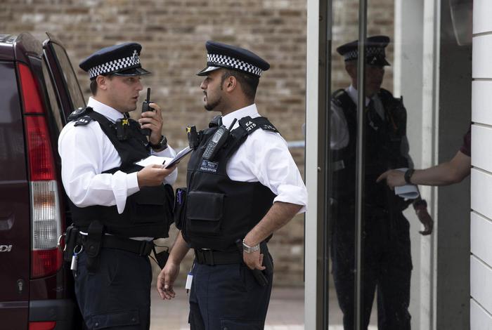 E' caccia ai killer di Londra, 7 morti e 21 feriti gravi