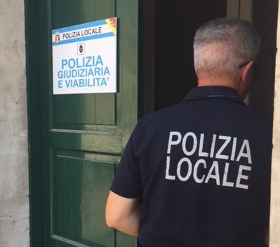Modica, differenziata disattesa: la Polizia locale commina altre 250 sanzioni