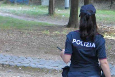 Poliziotta presa a pugni a Catania perchè donna: è finita in ospedale
