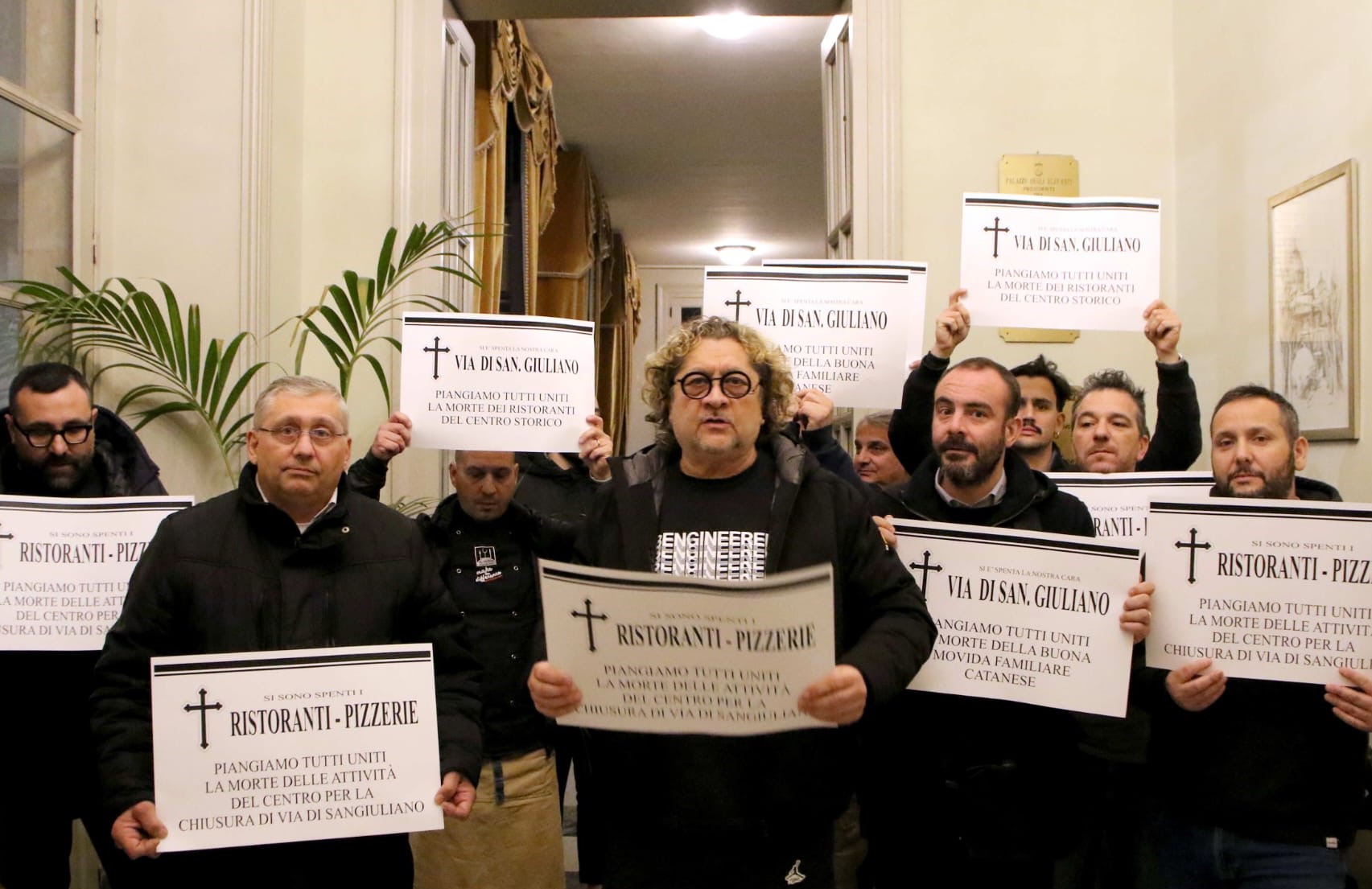Catania, chiusura di via Di Sangiuliano: monta la protesta dei ristoratori