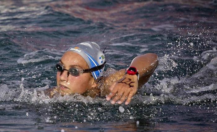 Rachele Bruni conquista la medaglia d'oro nei 10 chilometri di fondo