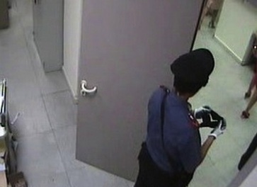 Siracusa, incensurato tenta di rapinare una banca per disperazione: viene arrestato