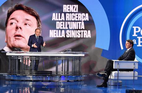 Renzi: se Berlusconi è candidabile sono pronto a sfidarlo