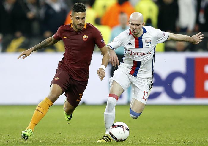 Europa League, follia Roma nell'ultimo quarto d'ora: il Lione vince 4 - 2