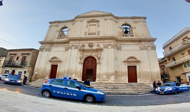 Occupò abusivamente chiesa di Noto, denunciato per danneggiamenti
