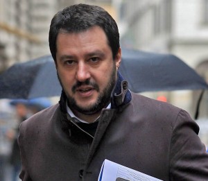 Salvini minacciato su Facebook: "Non mi fanno paura"