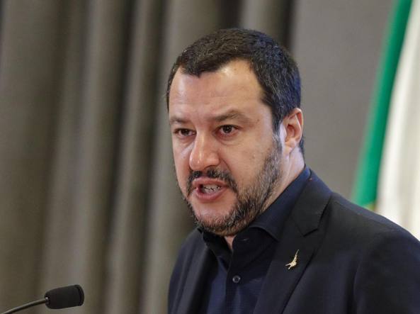 Salvini: si aggrava la posizione del ministro, nuove accuse