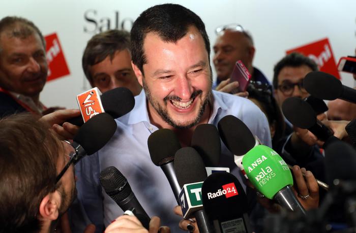 Governo, Salvini: accordo Centro destra - M5s o subito al voto
