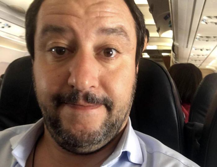 "I voli di Stato di Matteo Salvini legittimi", la Corte dei Conti del Lazio archivia