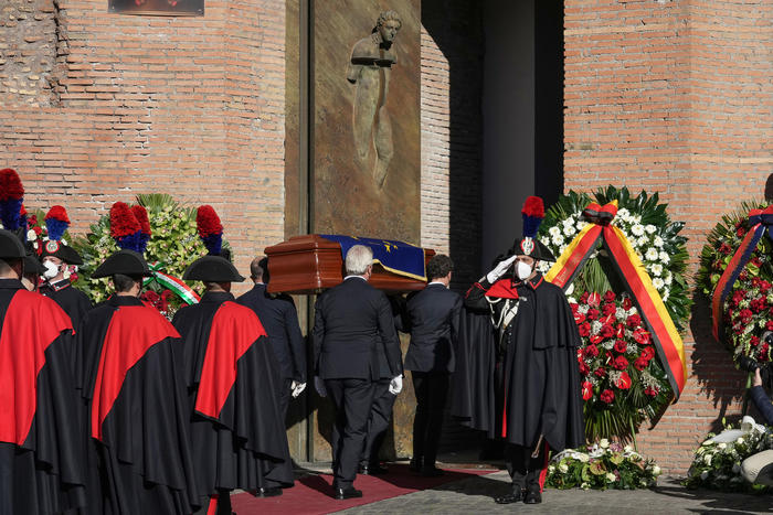 L'ultimo saluto a David Sassoli: per lui funerali di Stato