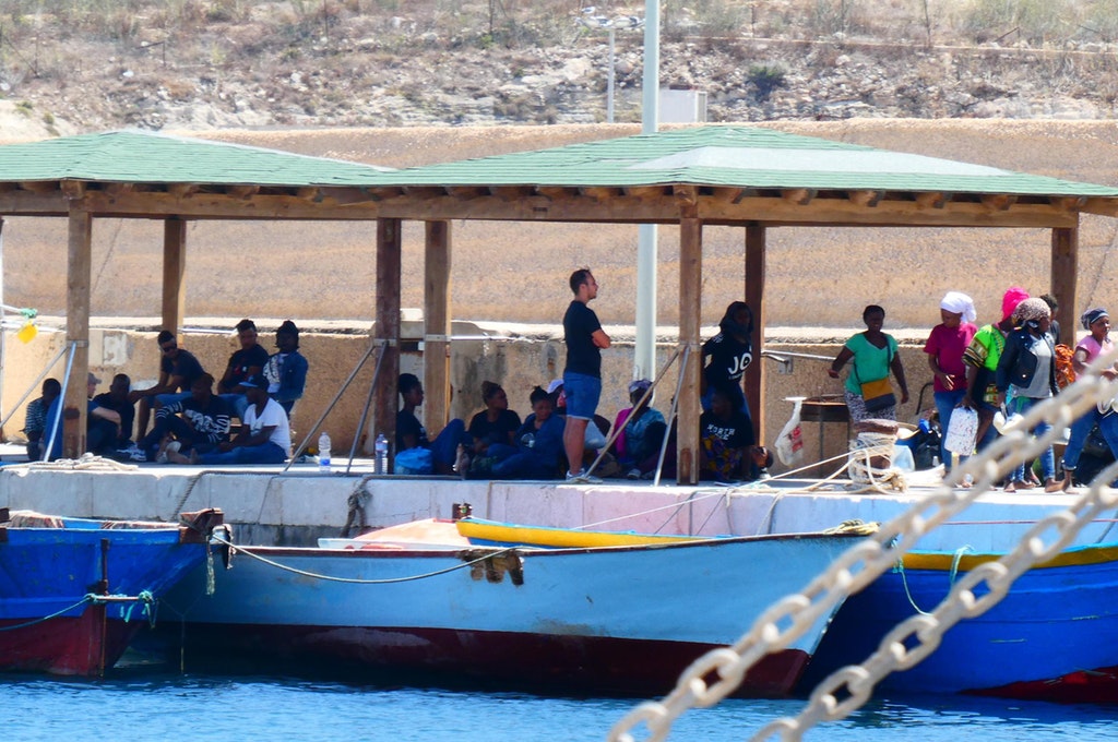 Sbarcati a Lampedusa 108 migranti, altri 20 in mattinata