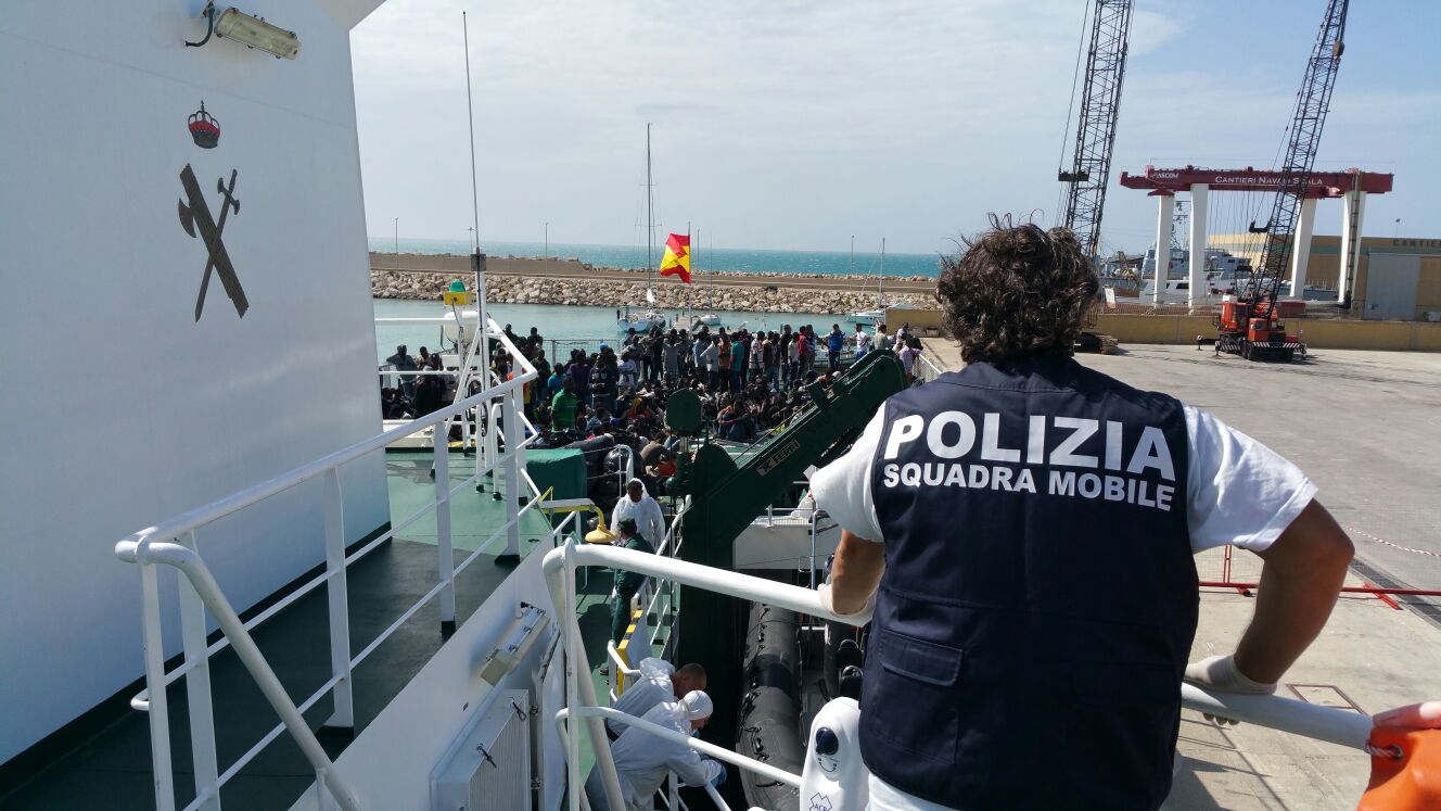 Migranti, arrestati a Pozzallo due presunti scafisti tunisini