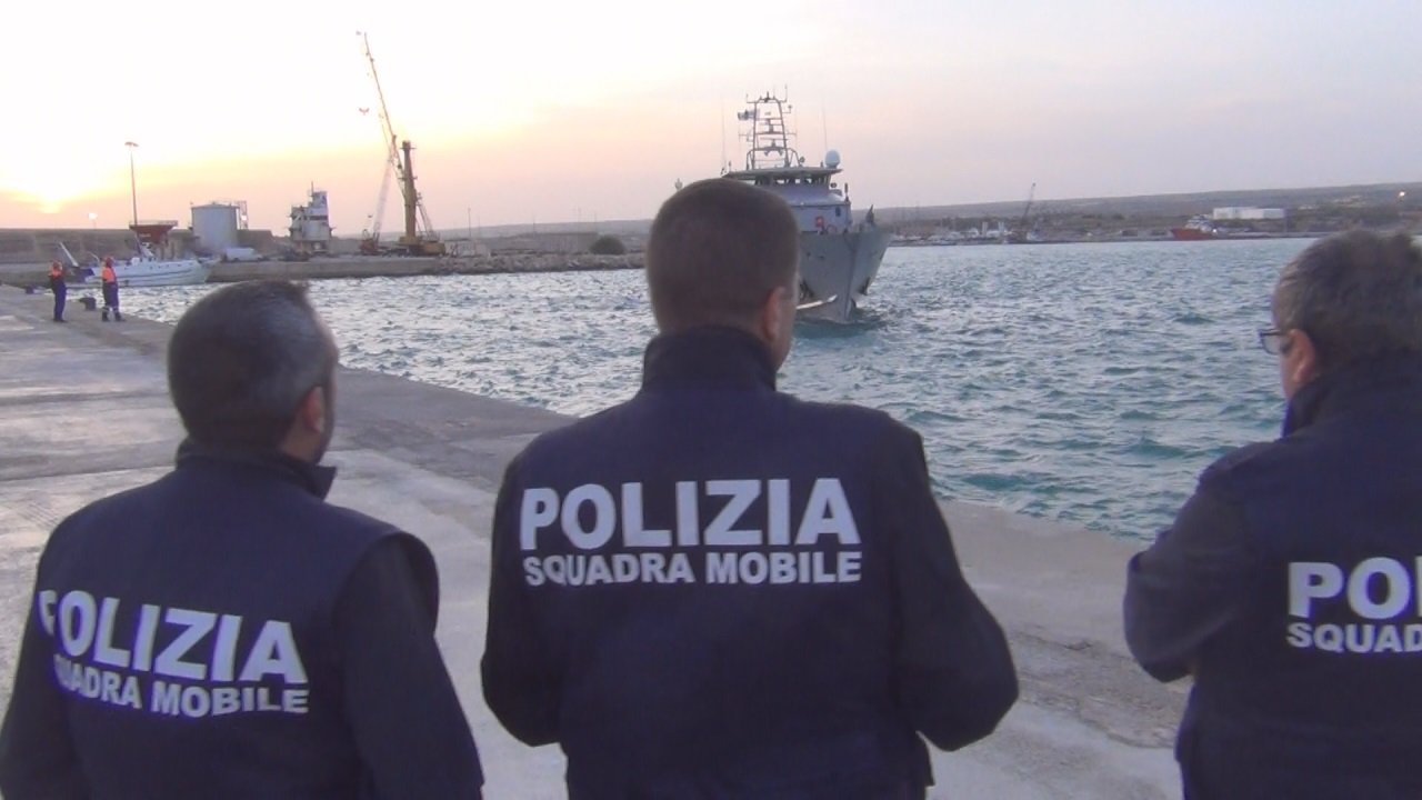 Sbarco a Portopalo del 24 settembre, due scafisti arrestati dalla Polizia