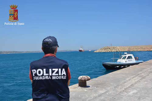 Sbarco di migranti a Pozzallo, fermati tre presunti scafisti