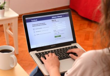  Facebook in calo tra i giovani, ma resta "app" più usata